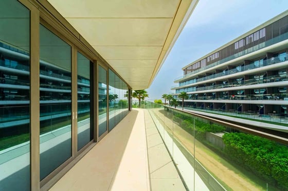 Ultra Luxury | Palm and Beach View | Spacious, picture 32