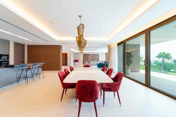 Ultra Luxury | Palm and Beach View | Spacious, picture 12