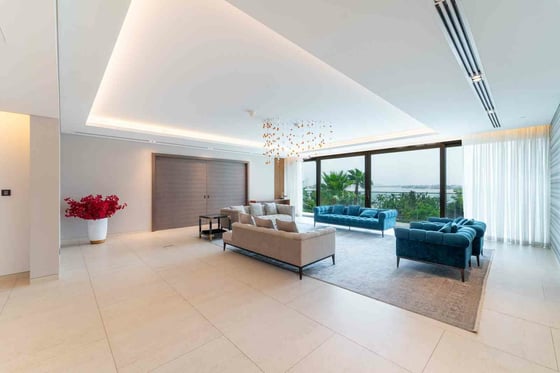 Ultra Luxury | Palm and Beach View | Spacious, picture 7