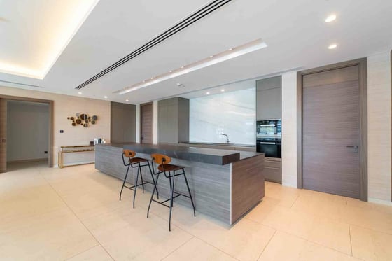 Ultra Luxury | Palm and Beach View | Spacious, picture 16