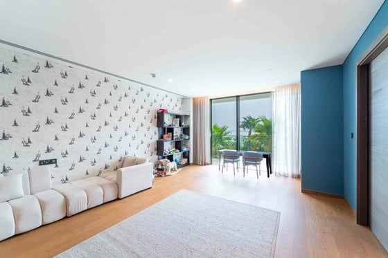 Ultra Luxury | Palm and Beach View | Spacious, picture 8