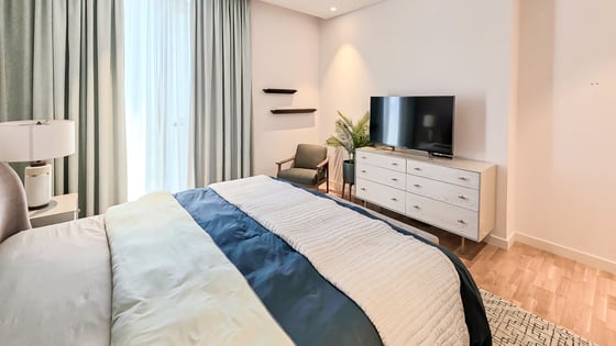 Upgraded apartment in Bluewaters with amazing sea views, picture 10