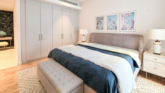 Upgraded apartment in Bluewaters with amazing sea views, picture 9