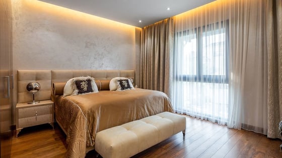 Luxurious villa in Palm Jumeirah with beach access, picture 9