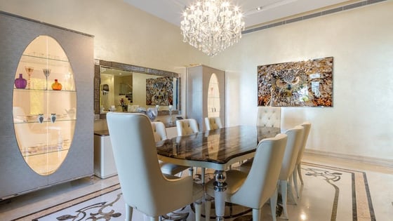 Luxurious villa in Palm Jumeirah with beach access, picture 5