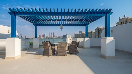 Luxurious villa in Palm Jumeirah with beach access, picture 15