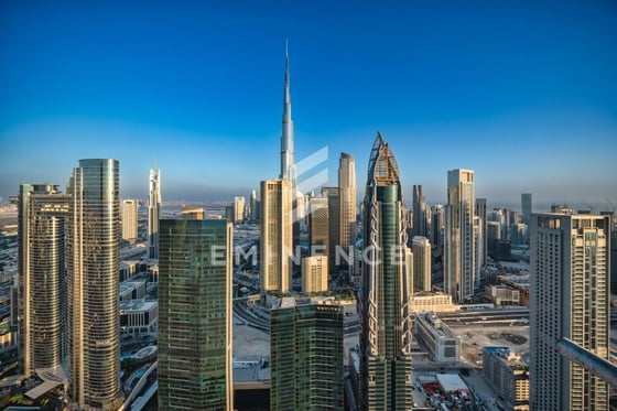 Sea and Burj Khalifa View | Ultra Premium, picture 1