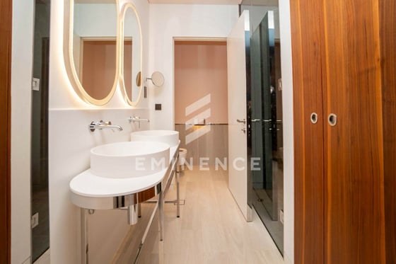 Burj Khalifa View | High Floor | Furnished, picture 12