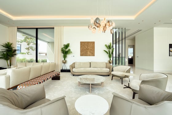 Fully Furnished| Skyline View |Prime Location, picture 2