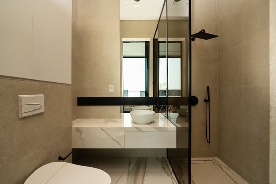 Fully Furnished| Skyline View |Prime Location, picture 22