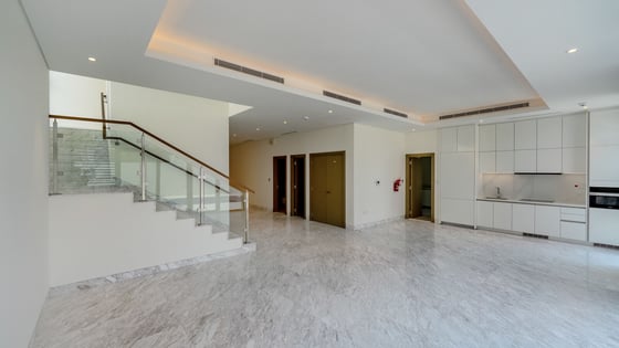 Stunning Villa in District One | Private Pool | Exquisite Marble Finishes, picture 3
