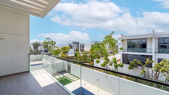 Stunning Villa in District One | Private Pool | Exquisite Marble Finishes, picture 17