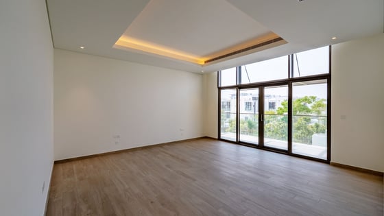 Stunning Villa in District One | Private Pool | Exquisite Marble Finishes, picture 5