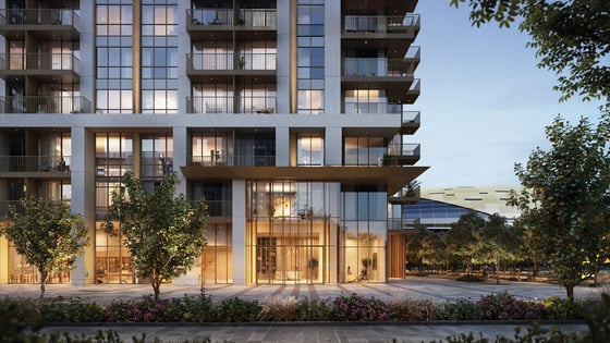 Stunning Waterfront Living | Spacious 3 Bedrooms | Premier Amenities, picture 6