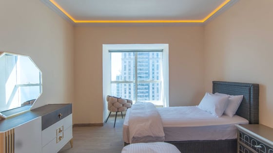 Upgraded apartment in Dubai Marina with palm views, picture 35