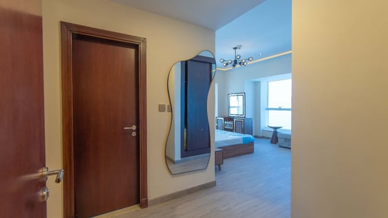 Upgraded apartment in Dubai Marina with palm views, picture 17