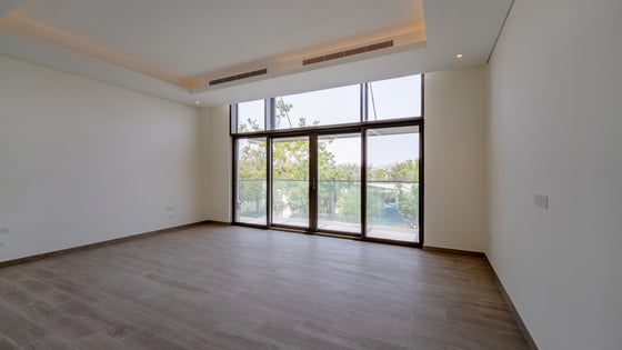 Luxury 5BR Villa | District One Phase III | Prime, picture 9