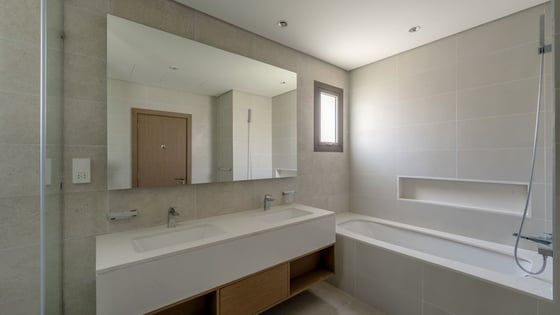 Exquisite 5BR Villa | District One Phase III, picture 23