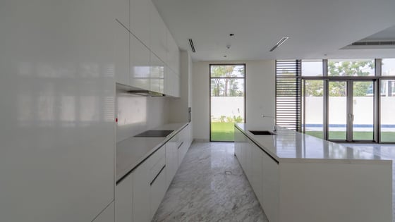 Exquisite 5BR Villa | District One Phase III, picture 6