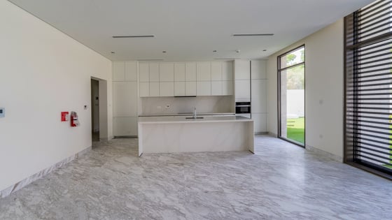 Exquisite 5BR Villa | District One Phase III, picture 4