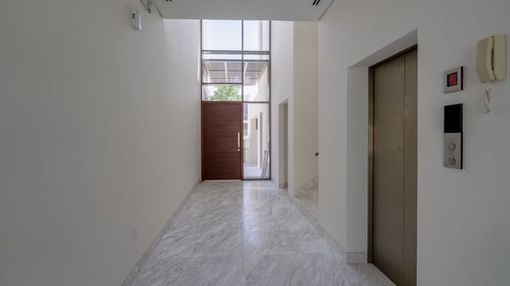 Exquisite 5BR Villa | District One Phase III, picture 11