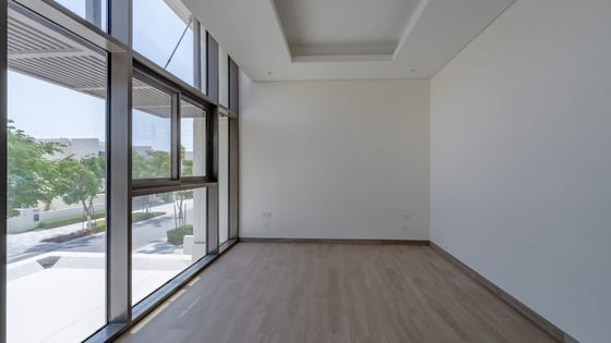 Exquisite 5BR Villa | District One Phase III, picture 20