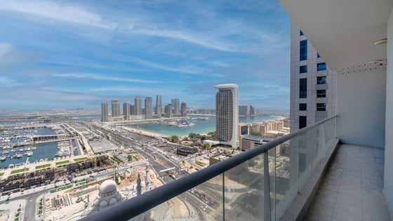 Vacant | Upgraded | Fully Furnished | Spacious, picture 1
