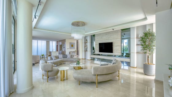 Elegant Dubai Hills Villa with Private Pool, picture 2