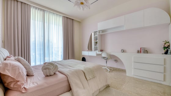 Elegant Dubai Hills Villa with Private Pool, picture 13