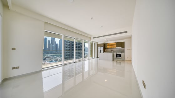 Stunning apartment in Bluewaters with full sea view, picture 1