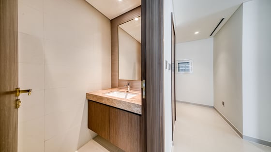 Stunning apartment in Bluewaters with full sea view, picture 14