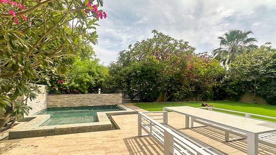Awesome villa in Arabian Ranches with private pool, picture 19