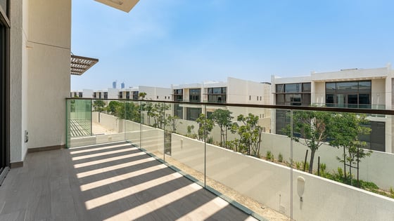 Stunning Villa in MBR City with community view, picture 35