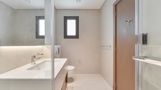 Stunning Villa in MBR City with community view, picture 28
