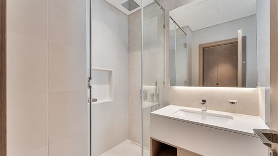Stunning Villa in MBR City with community view, picture 27