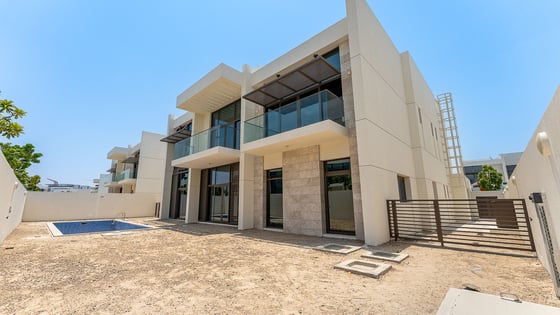 Stunning Villa in MBR City with community view, picture 37
