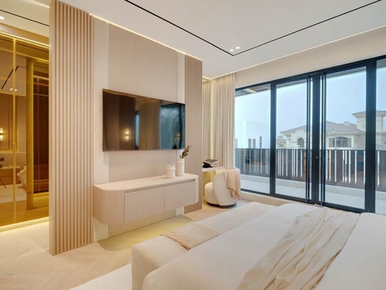 Stunning Villa | Luxurious Living | Private Pool &amp; Gym, picture 14