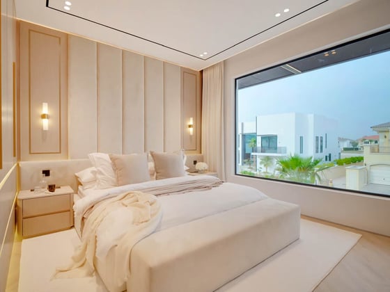 Stunning Villa | Luxurious Living | Private Pool &amp; Gym, picture 11