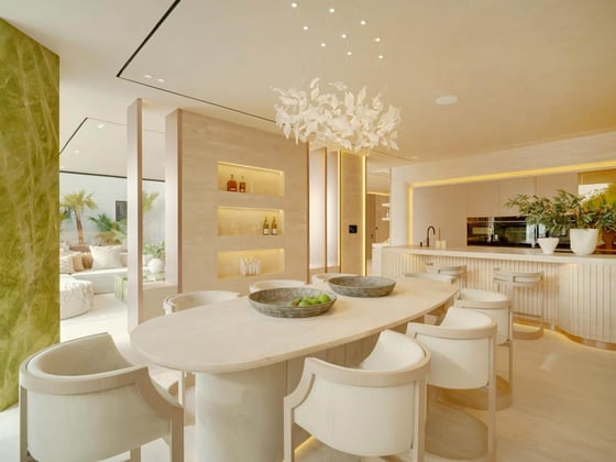 Stunning Villa | Luxurious Living | Private Pool &amp; Gym, picture 6