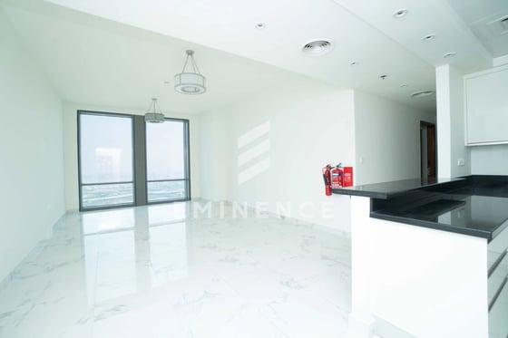 High Floor | Vacant | Canal View, picture 1