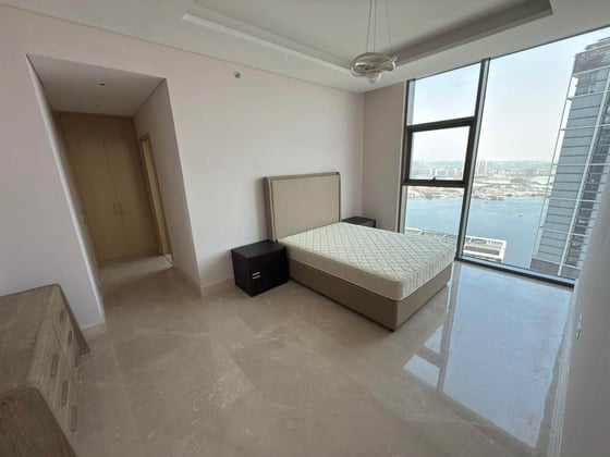 Skyline Luxury | Private Pool | Exclusive 4-Bedroom Apartment, picture 11