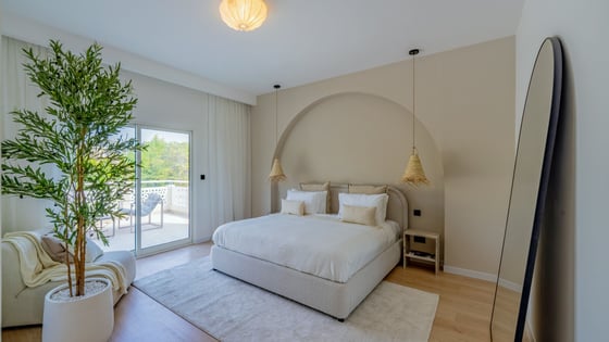 Elegant Villa with Private Pool in Meadows, picture 14