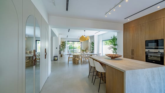 Elegant Villa with Private Pool in Meadows, picture 9