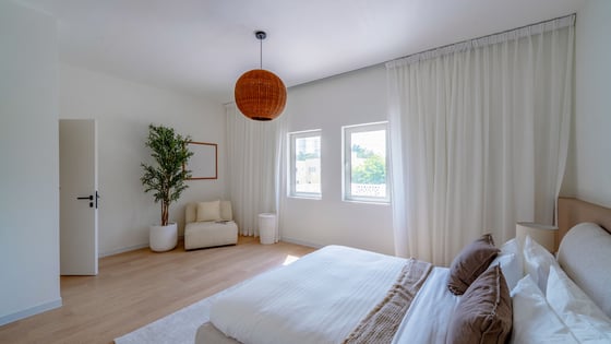 Elegant Villa with Private Pool in Meadows, picture 18