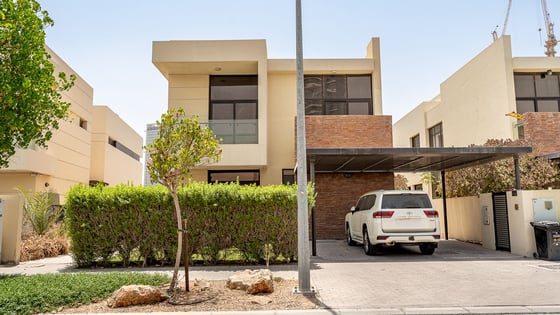 Luxurious apartment in Damac Hills with stunning views, picture 26