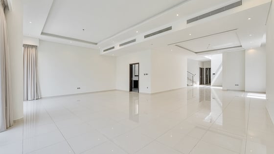 Luxurious apartment in Damac Hills with stunning views, picture 2