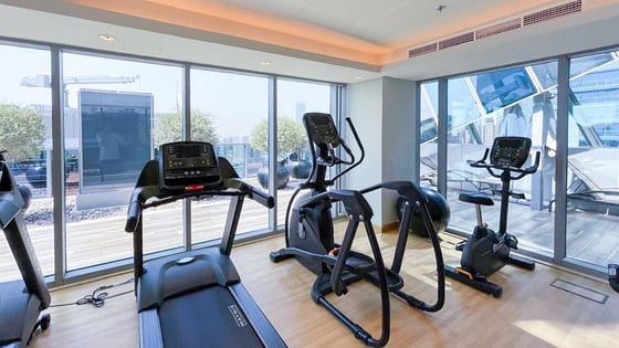 Skyline Views | Modern Finish | Prime Location, picture 10
