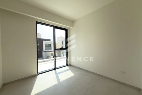 Exclusive | Single Row | On the Park | Roof Access, picture 55