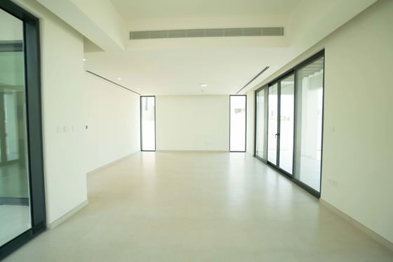 Exclusive | Single Row | On the Park | Roof Access, picture 14