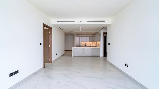 Exclusive | Vacant | High-Flr 2BR+M | Lagoon View, picture 2